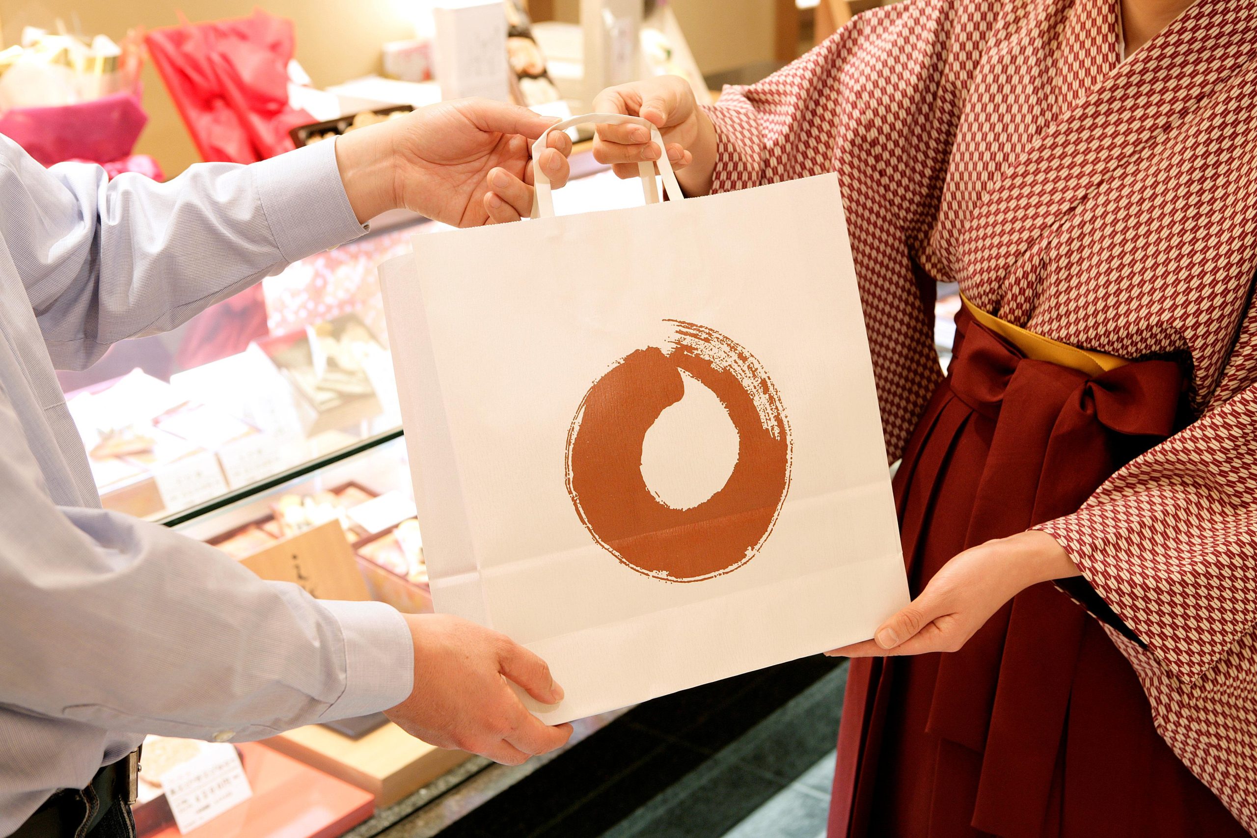 手土産・ギフトに「えびせんべい」がおすすめな理由や贈り物におすすめな理由をご紹介